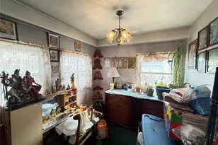 105-56 135th St, Richmond Hill, NY 11419 - Photo 9