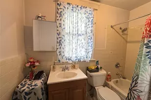 105-56 135th St, Richmond Hill, NY 11419 - Photo 11