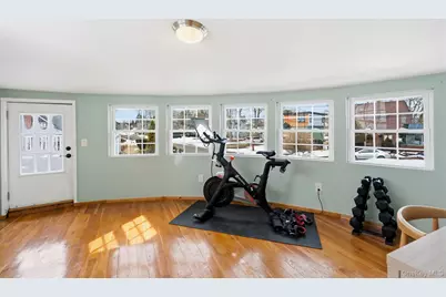 1 Central Avenue, Amityville, NY 11701 - Photo 27