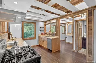 6 Deer Trail N, Greenwood Lake, NY 10925 - Photo 13