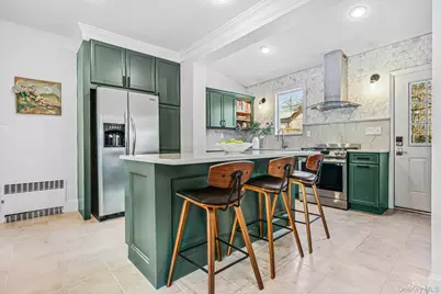 144 Gaylor Road, Scarsdale, NY 10583 - Photo 9