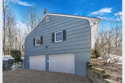 109 Quaker Path, Stony Brook, NY 11790 - Photo 33