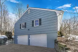 109 Quaker Path, Stony Brook, NY 11790 - Photo 33