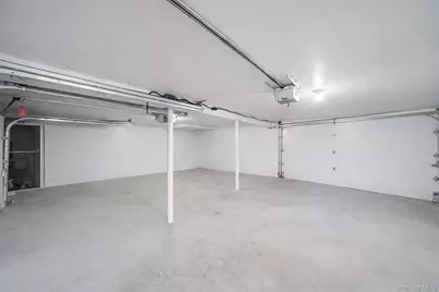 109 Quaker Path, Stony Brook, NY 11790 - Photo 37