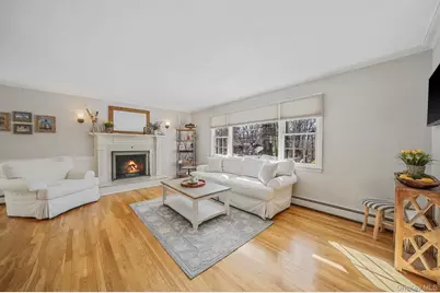 109 Quaker Path, Stony Brook, NY 11790 - Photo 7