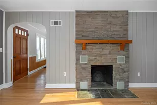 13 Robert Rd, Poughkeepsie, NY 12603 - Photo 11