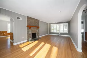 13 Robert Rd, Poughkeepsie, NY 12603 - Photo 9