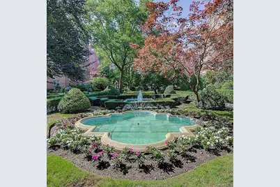 77-14 113th Street #5V, Forest Hills, NY 11375 - Photo 33