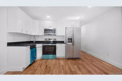 3964 Duryea Avenue, Bronx, NY 10466 - Photo 11