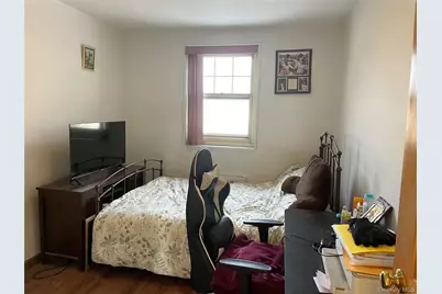 5828 251st Street #212, Little Neck, NY 11362 - Photo 9