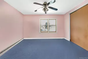 8 Carman's Ct, Farmingdale, NY 11735 - Photo 17