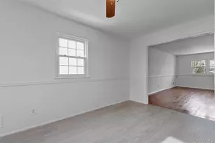 28 Elissa Ln, Yonkers, NY 10710 - Photo 9