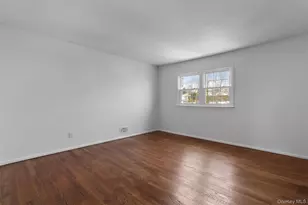 28 Elissa Ln, Yonkers, NY 10710 - Photo 17