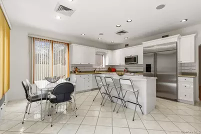 174 Lawrence Avenue, Eastchester, NY 10709 - Photo 11