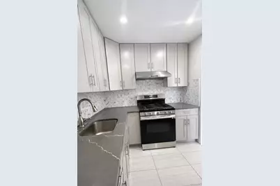 59-09 Kissena Boulevard, Flushing, NY 11355 - Photo 15