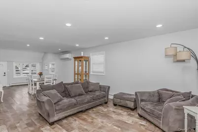 30 Echo Lane, Levittown, NY 11756 - Photo 7