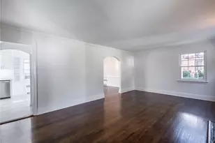 109 Chase Rd, Manhasset, NY 11030 - Photo 11