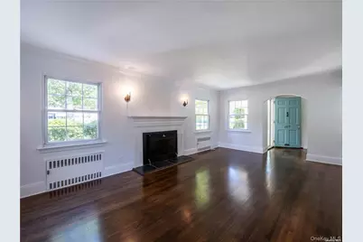 109 Chase Road, Manhasset, NY 11030 - Photo 7