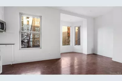 1823 Anthony Avenue, Bronx, NY 10457 - Photo 9