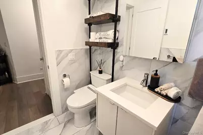 14809 Northern Boulevard #2O, Flushing, NY 11354 - Photo 9