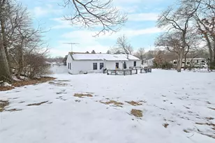 25 Spruceton St, Selden, NY 11784 - Photo 21