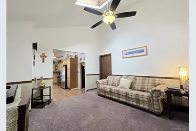 25 Spruceton Street, Selden, NY 11784 - Photo 11