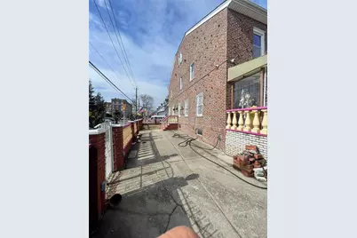 10773 129th Street, Richmond Hill, NY 11419 - Photo 3