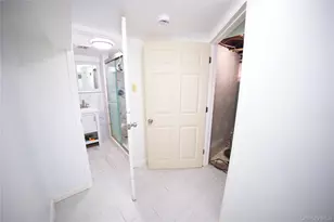 130-12 224th St, Springfield Gardens, NY 11413 - Photo 17