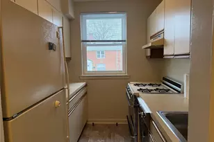 172-12 Crocheron Ave, Flushing, NY 11358 - Photo 7