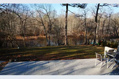 [Address not provided], Calverton, NY 11933 - Photo 3