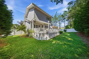 32 Middle Ln, Jericho, NY 11753 - Photo 25