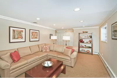 2 Montana Place, Huntington Station, NY 11746 - Photo 19