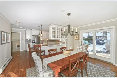 2 Montana Place, Huntington Station, NY 11746 - Photo 15