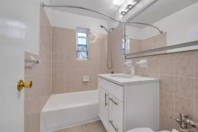 111-01 66th Road #3B, Forest Hills, NY 11375 - Photo 9