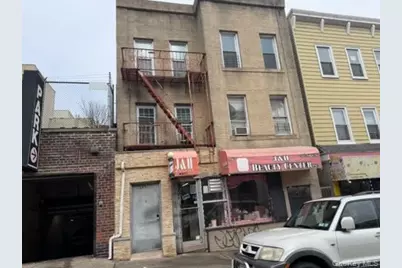 225 E 204th Street, Bronx, NY 10458 - Photo 1