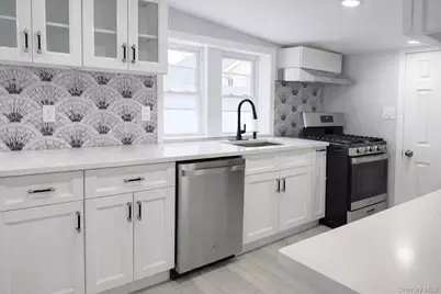 70 S Cottage Street, Valley Stream, NY 11580 - Photo 1