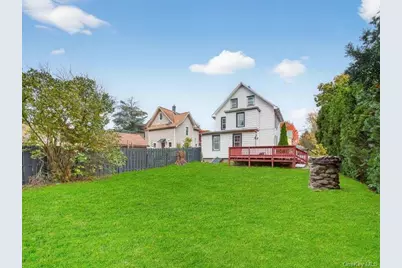 17 Maple Avenue W, Suffern, NY 10901 - Photo 21