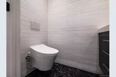 6961 180th Street, Fresh Meadows, NY 11365 - Photo 17