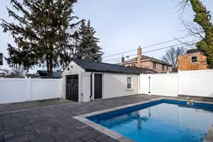 69-61 180th St, Fresh Meadows, NY 11365 - Photo 45