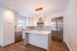 69-61 180th St, Fresh Meadows, NY 11365 - Photo 7