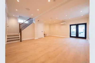 6961 180th Street, Fresh Meadows, NY 11365 - Photo 33