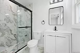 93 Thurton Pl, Yonkers, NY 10704 - Photo 13