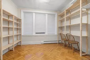 18-40 21st Dr, Astoria, NY 11105 - Photo 27