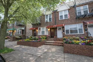 18-40 21st Dr, Astoria, NY 11105 - Photo 43