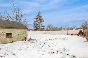 123 Carman St, Patchogue, NY 11772 - Photo 29