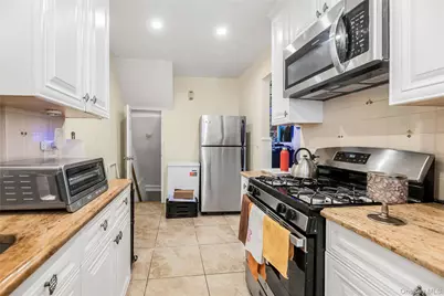 2556 Eastchester Road, Bronx, NY 10469 - Photo 9