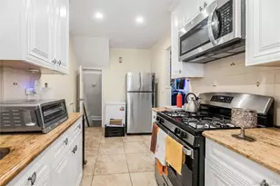 2556 Eastchester Rd, Bronx, NY 10469 - Photo 9