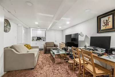 2556 Eastchester Road, Bronx, NY 10469 - Photo 15