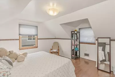 597 Seminole Road, Franklin Square, NY 11010 - Photo 13