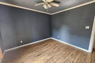 143 N Summit Ave, Patchogue, NY 11772 - Photo 13